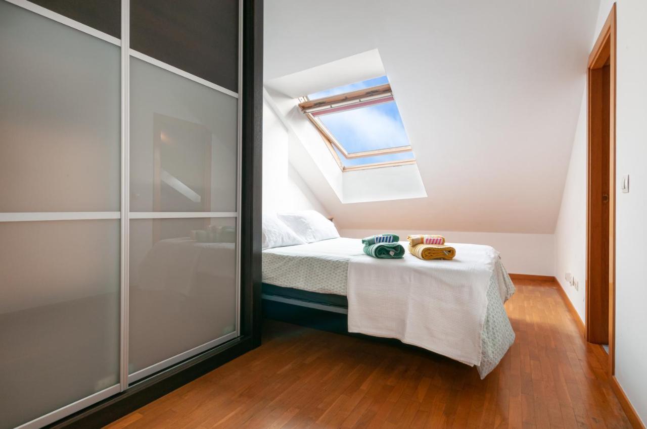 Duplex 21, Alojamiento Cerca De La Playa Con Wifi Gijon Bagian luar foto